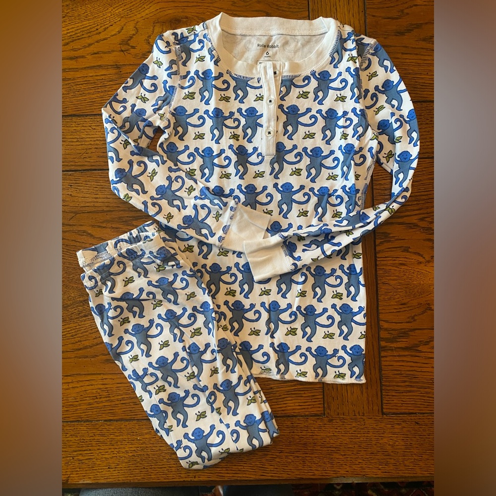 Roberta Roller Rabbit children’s pajama set size 6. NWOT.